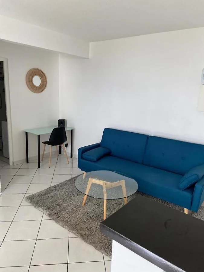 F2 Lamentin Apartment Le Lamentin